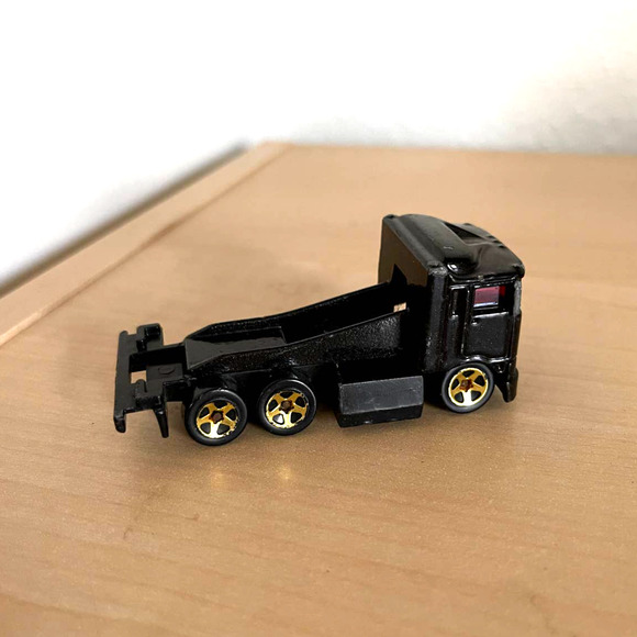 Hot Wheels Semi Cab Truck 1991 Black Vintage Big Rig Mattel 1:64 Diecast Used - Picture 5 of 12